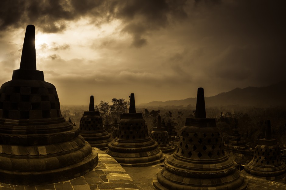 6. Borobudur