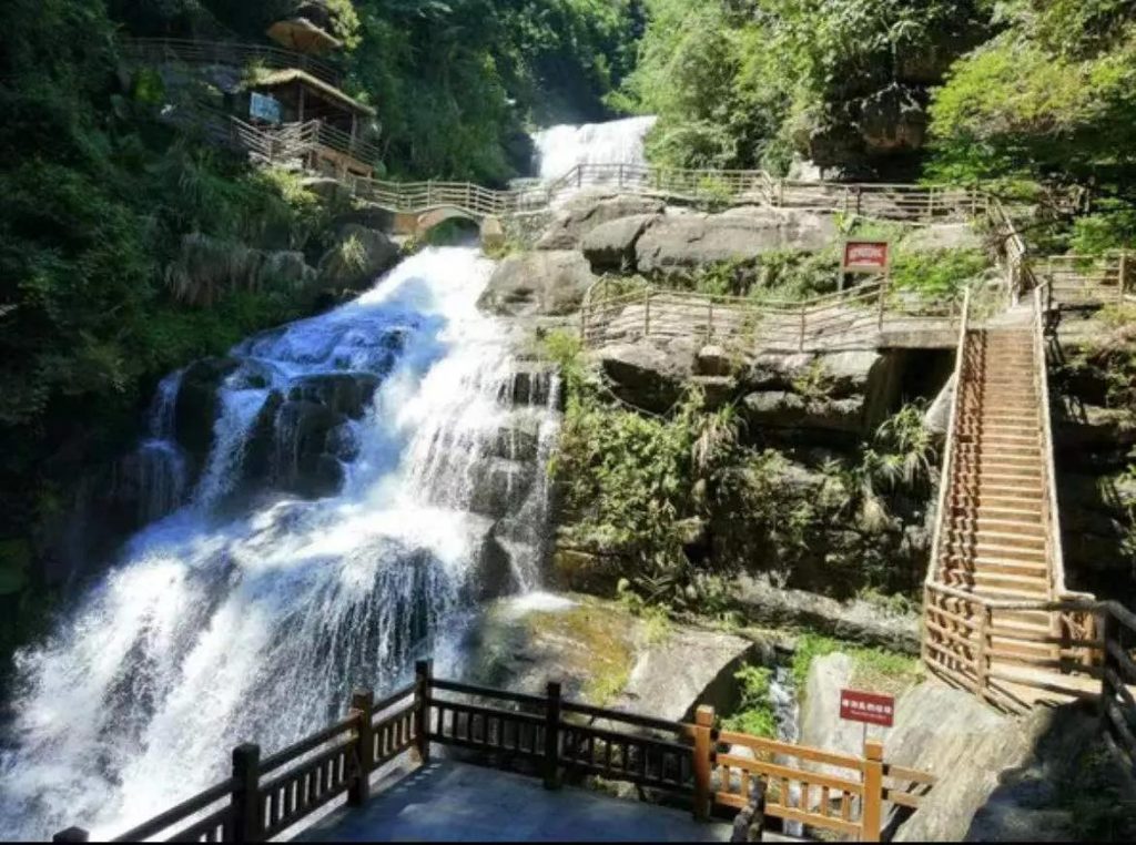 梅州旅游必去十大景点(梅州旅游景点大全介绍、排名) 梅州旅游必去十大景点(梅州旅游景点大全介绍、排名)